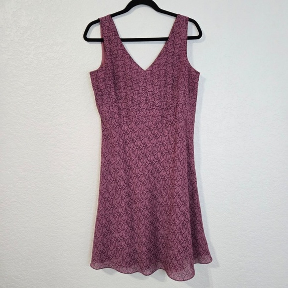 Ann Taylor 10p Floral V-Neck‎ Sleeveless A-Line Dress Mauve Knee Length Side Zip
